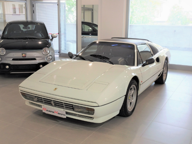 Ferrari 208 GTS Turbo