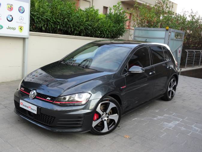 Volkswagen Golf VII GTI Performance